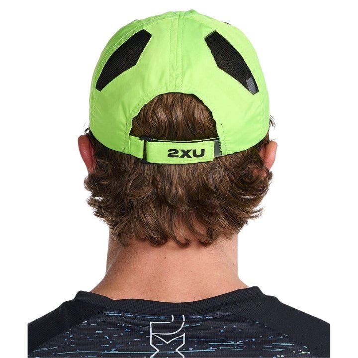 2XU UQ5685F Run Cap | The Bike Affair