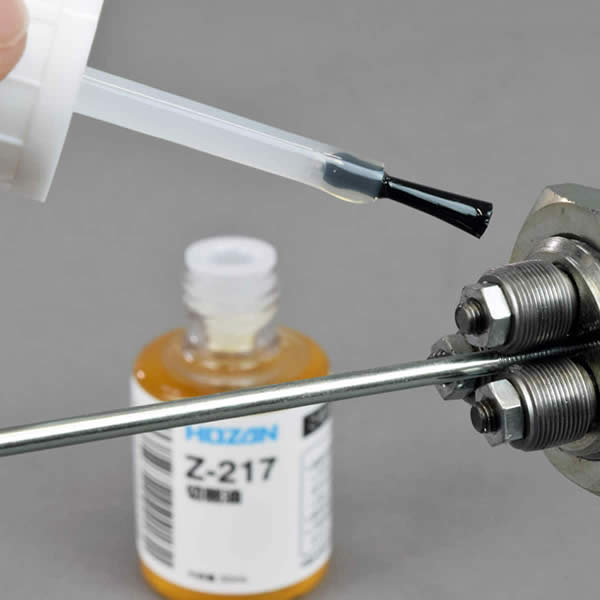 Hozan Z - 217 Cutting Oil | The Bike Affair