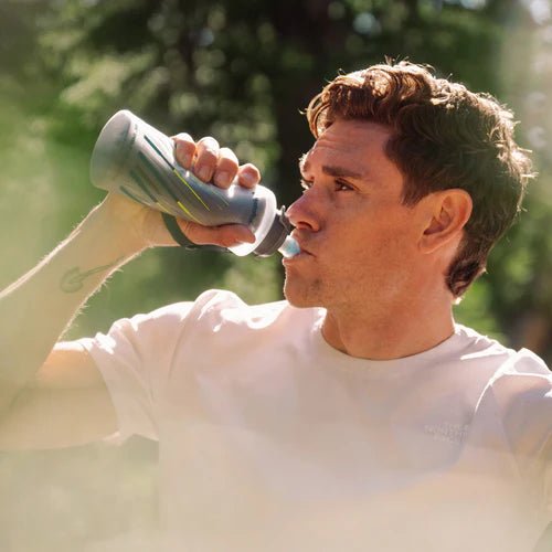 Hydrapak Skyflask IT Speed Handheld Bottle | The Bike Affair