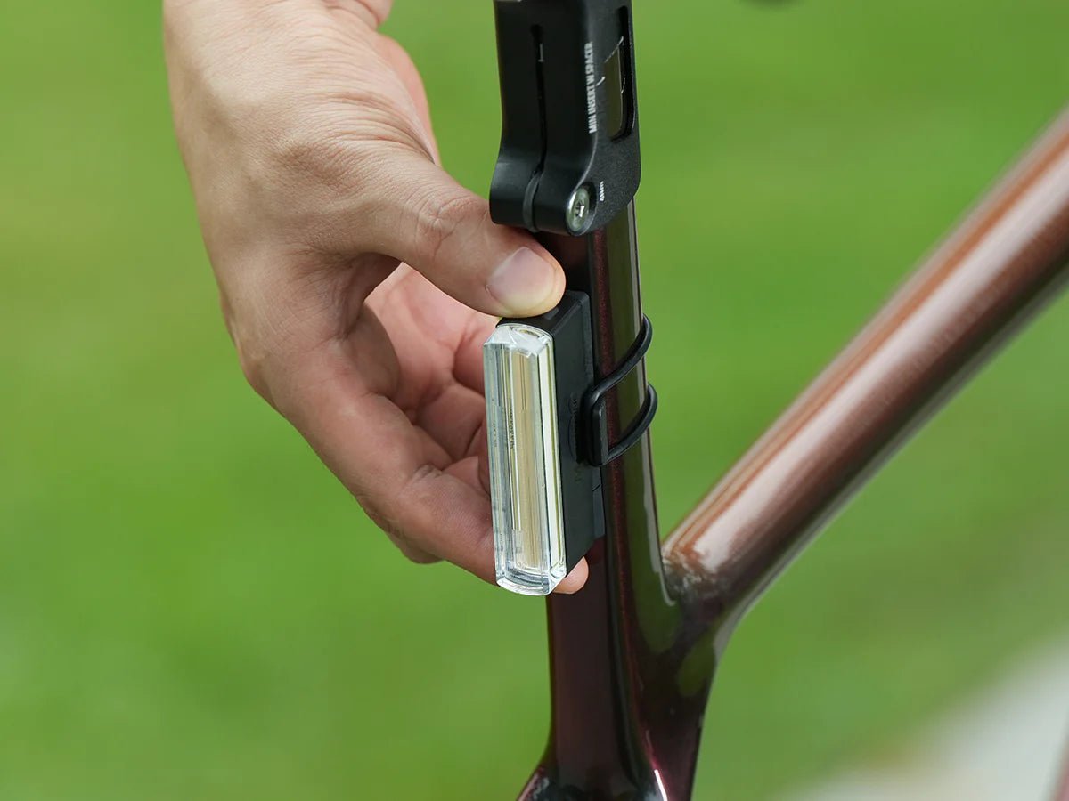 Magicshine Seemee 50 V2.0 Tail Light (50 Lumens) | The Bike Affair