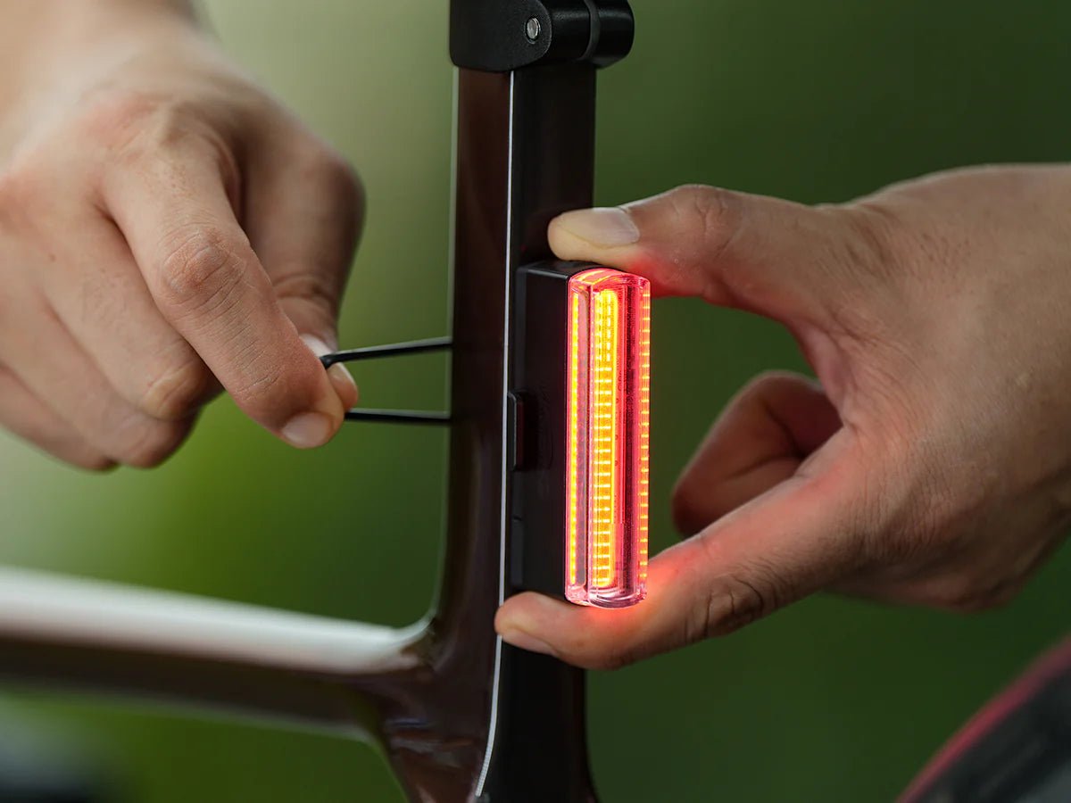 Magicshine Seemee 50 V2.0 Tail Light (50 Lumens) | The Bike Affair