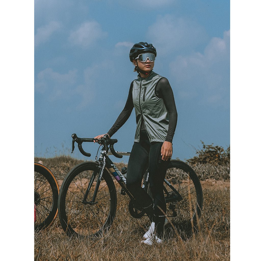 Monton Urban Yako Windproof Vest | The Bike Affair