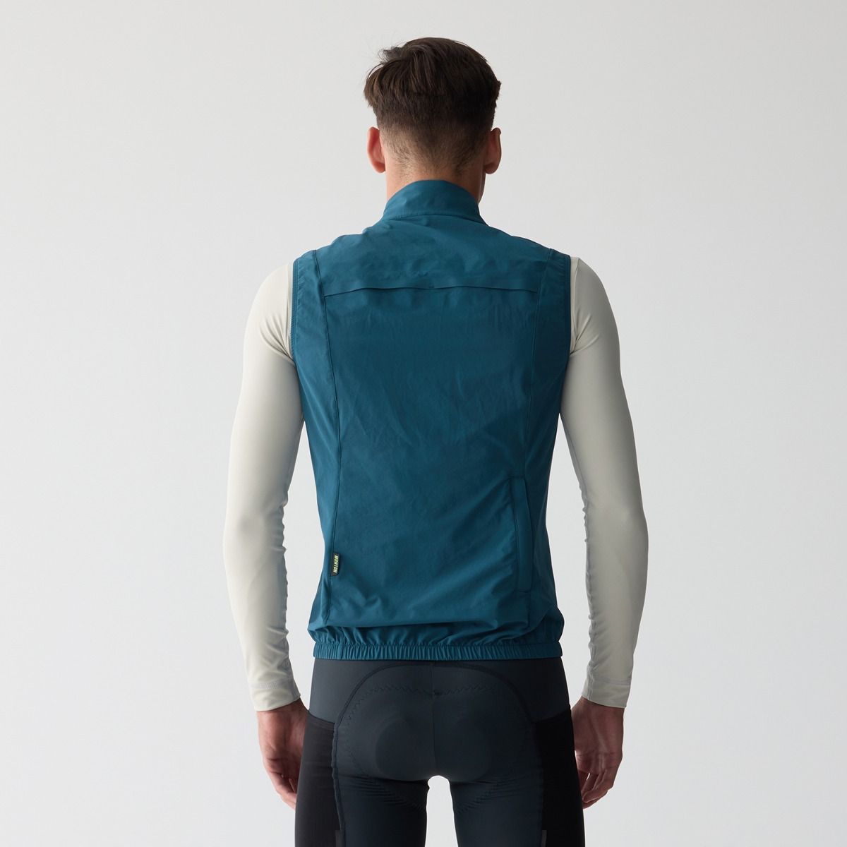 Monton Wind Hunter Windproof Vest | The Bike Affair