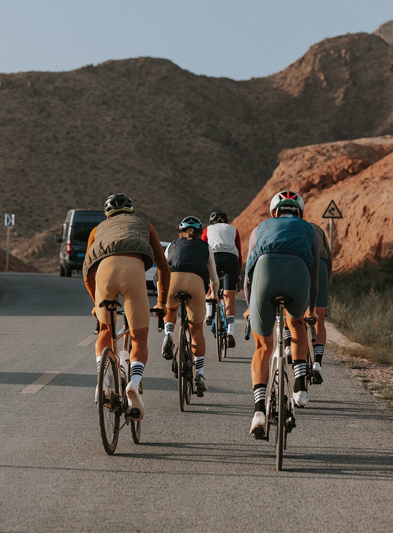 Monton Wind Hunter Windproof Vest | The Bike Affair