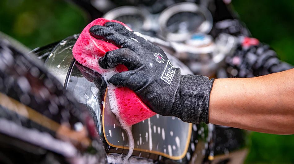 Muc - Off Expanding Microcell Pink Sponge | The Bike Affair