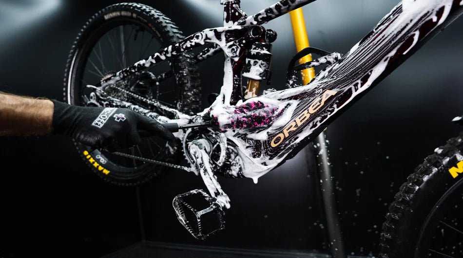 Muc-Off Microfibre Detailing Brush Set x 3 | The Bike Affair