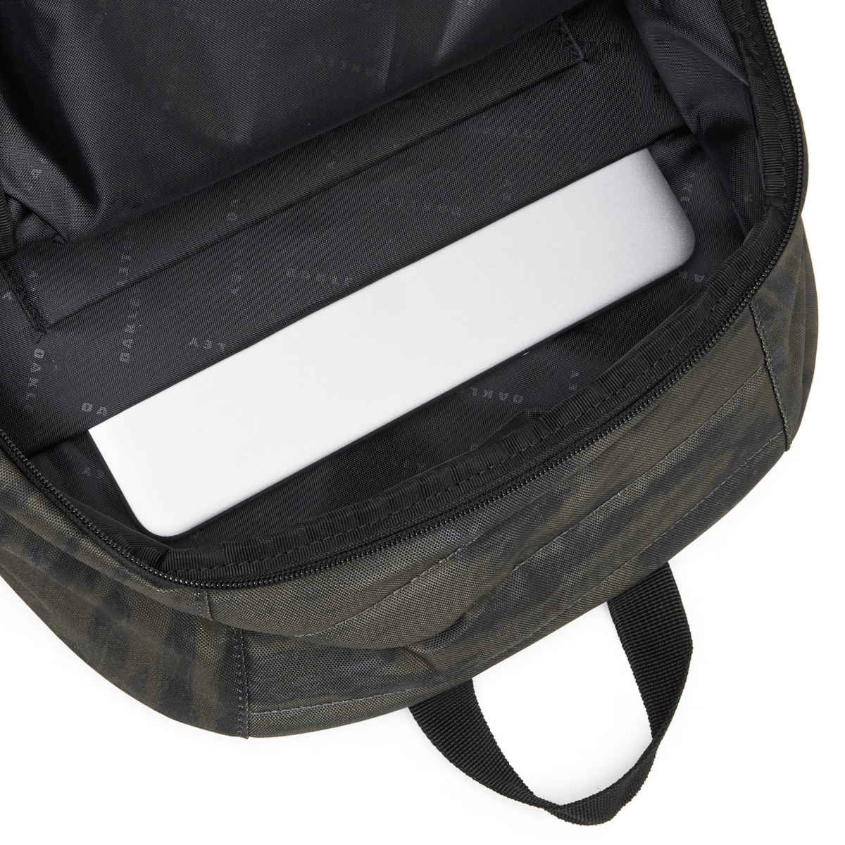 Oakley Enduro 25LT 4.0 Backpack | The Bike Affair