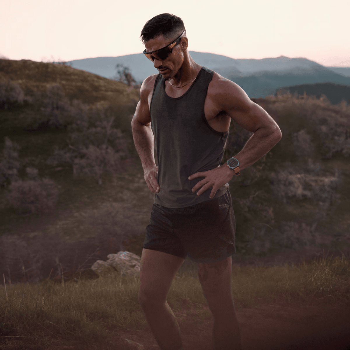 Oakley Meta Vanguard Sunglasses | The Bike Affair