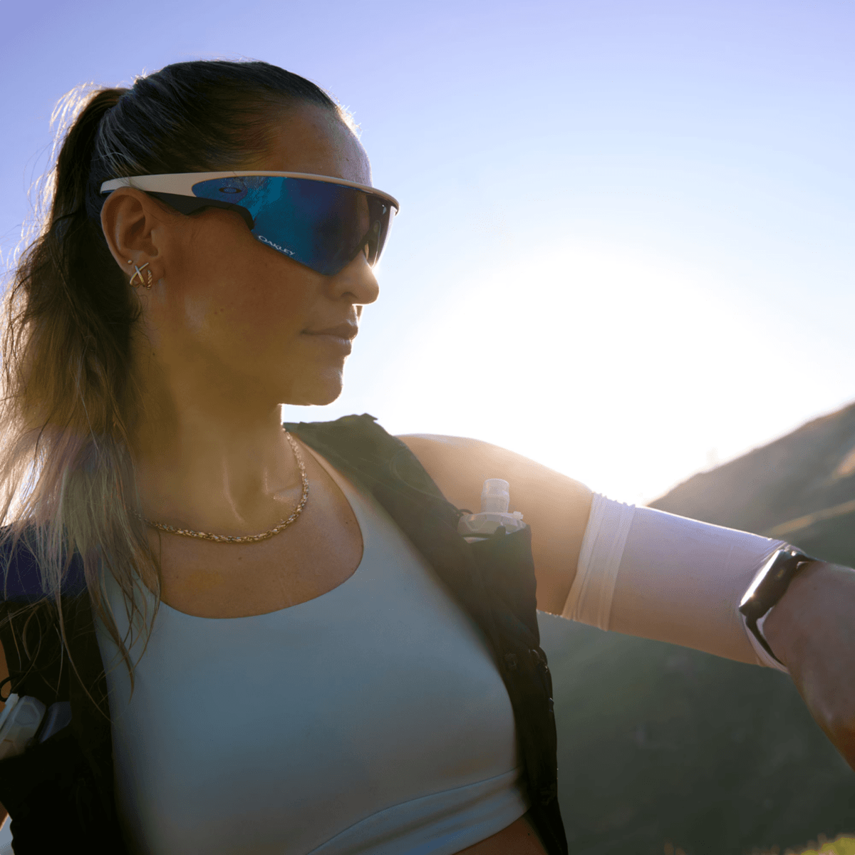 Oakley Meta Vanguard Sunglasses | The Bike Affair