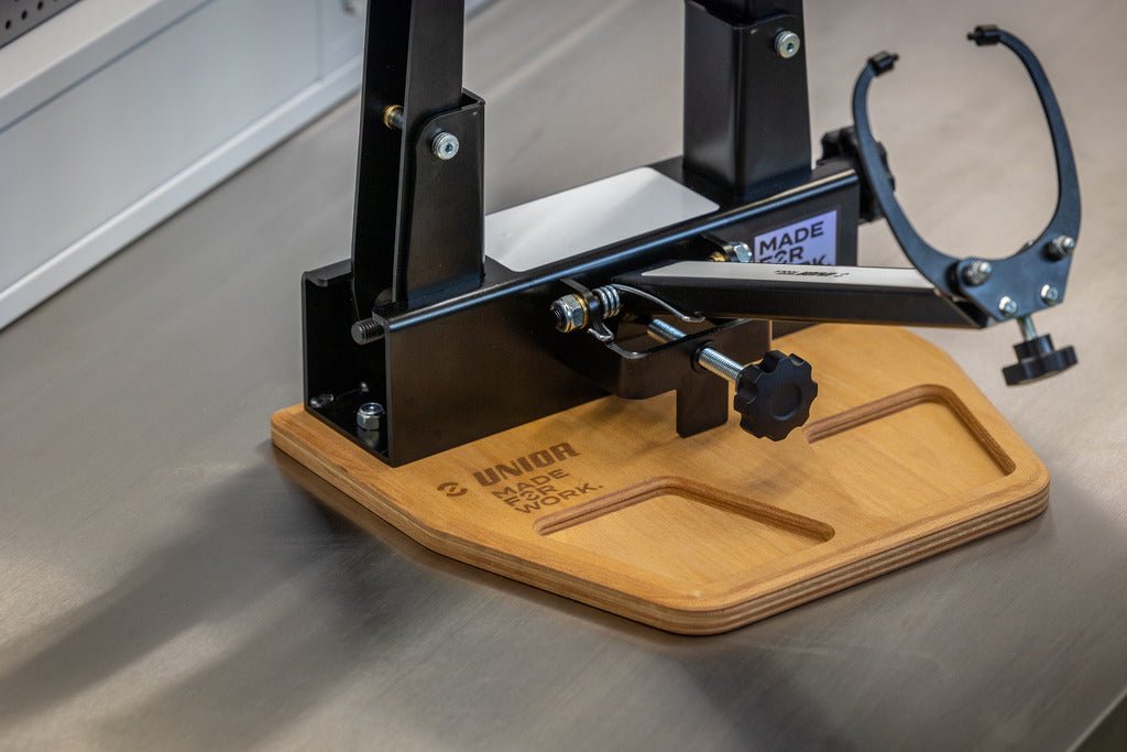 Unior 1689.9 Wooden Base for 1689 | The Bike Affair