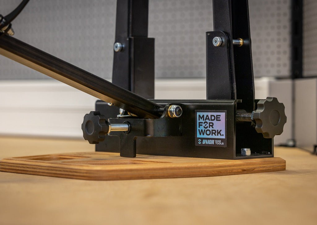 Unior 1689.9 Wooden Base for 1689 | The Bike Affair