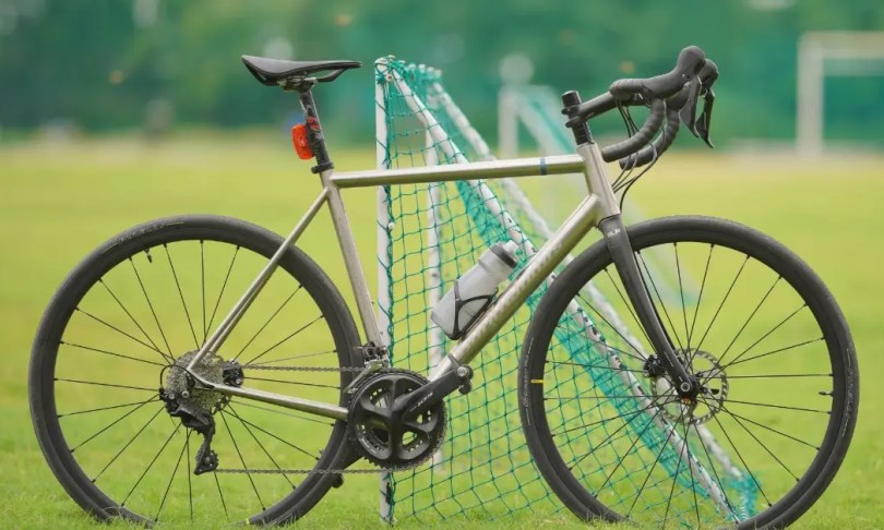 Van Nicholas Skeiron Bike Review