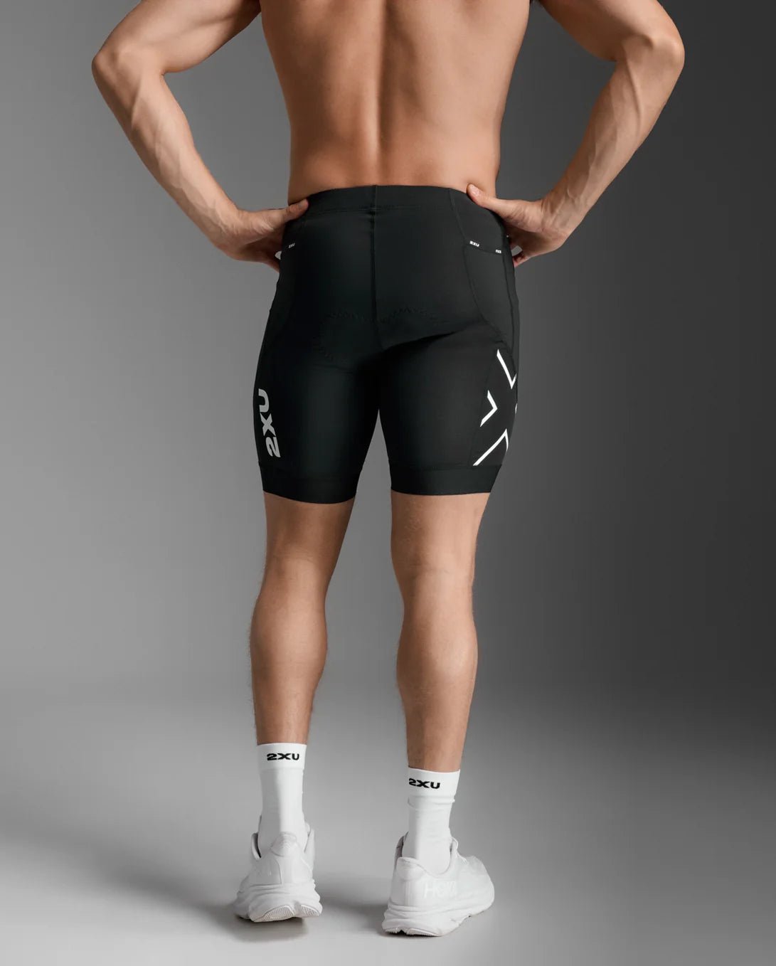 2XU MT7400B Core Tri 8" Shorts | The Bike Affair