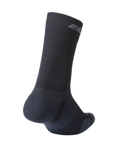 2XU Ua5052E Vectr Light Cushion Crew Socks | The Bike Affair