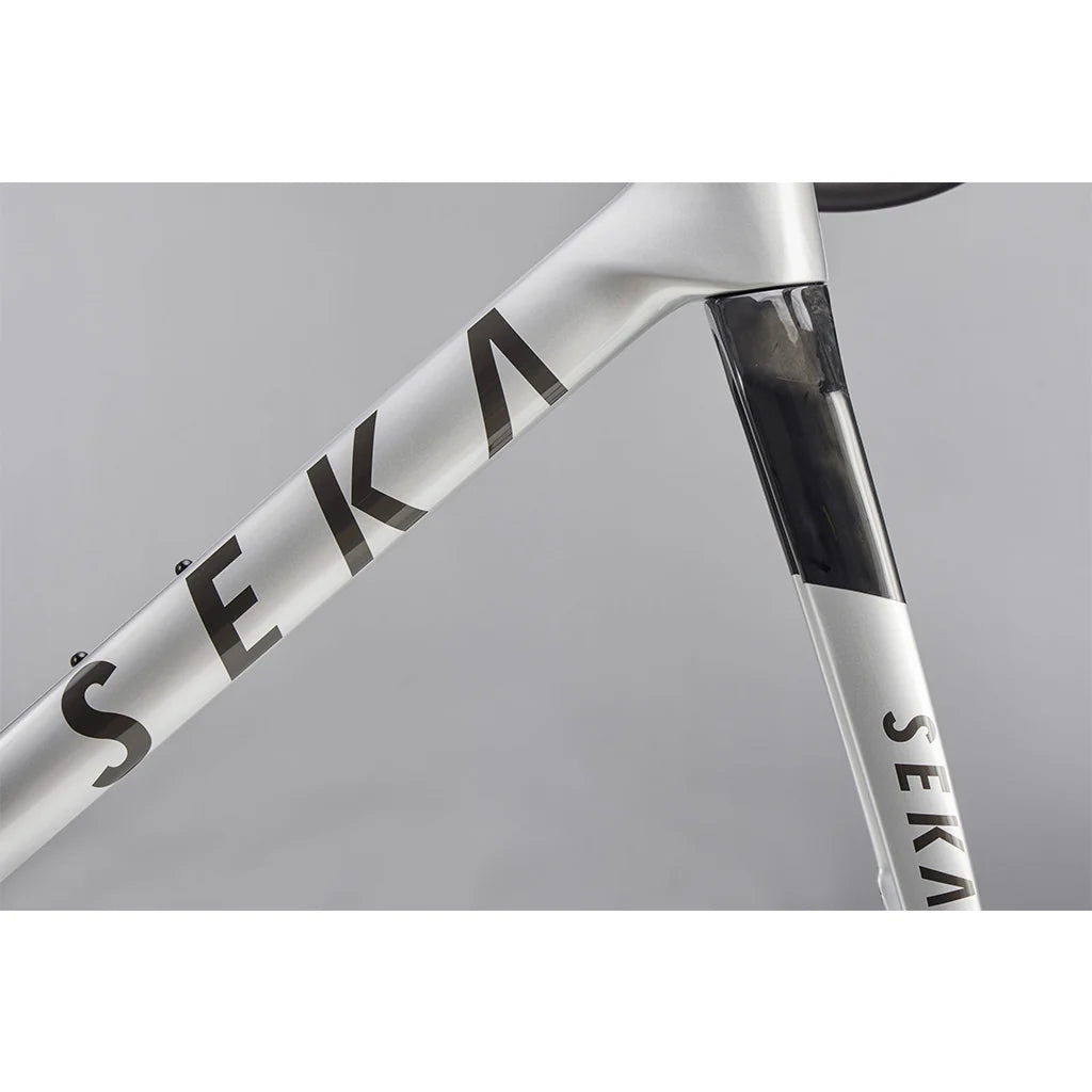 Seka Spear Frameset