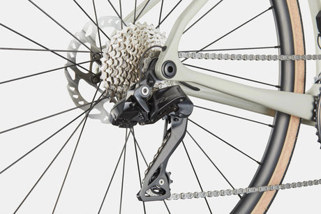 Cannondale Synapse Carbon 4 Road Bicycle | The Bike Affair