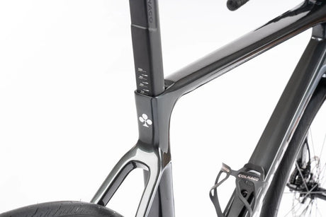 Colnago V4 105 Di2 SC 60 Road Bicycle | The Bike Affair
