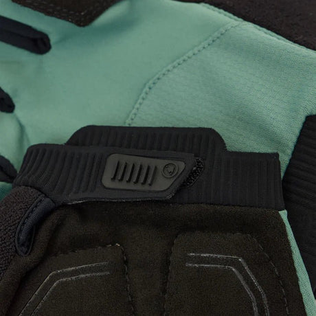 Endura Loop Mitt Gloves | The Bike Affair
