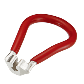 IceToolz 08C3 14-15G 0.136 Inch Spoke Wrench Red | The Bike Affair