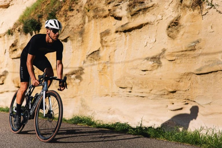 Mavic Cosmic SLR 45 700C Disc Brake Wheelset | The Bike Affair