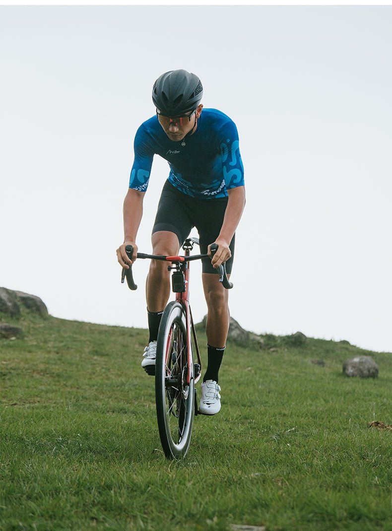 Monton Lifestyle Eirian Jersey | The Bike Affair
