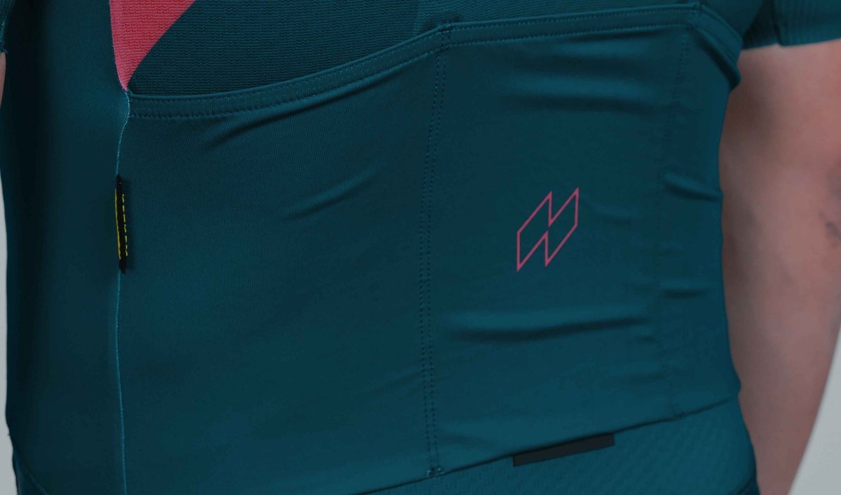 Monton Urban+ U2 Jersey | The Bike Affair