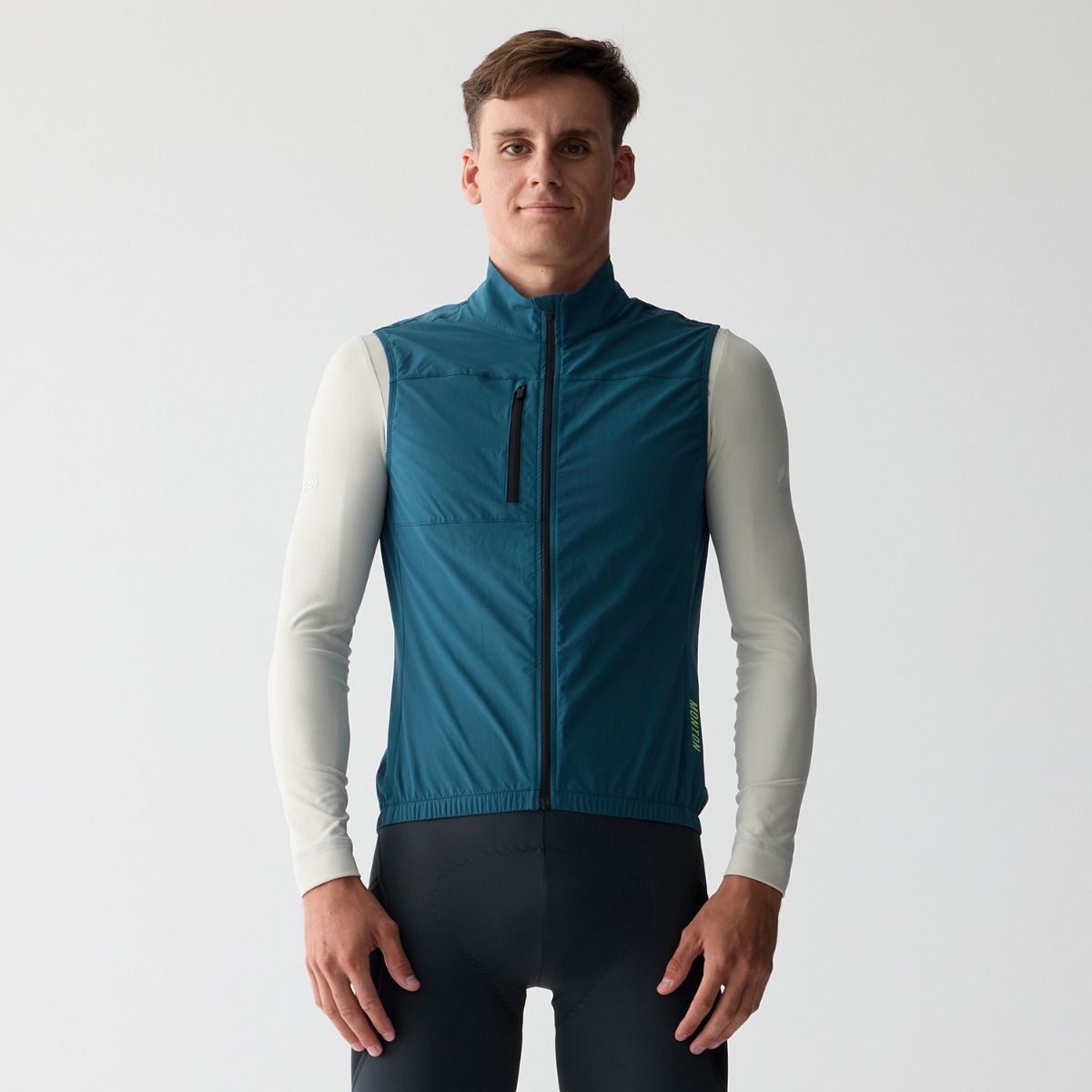 Monton Wind Hunter Windproof Vest | The Bike Affair