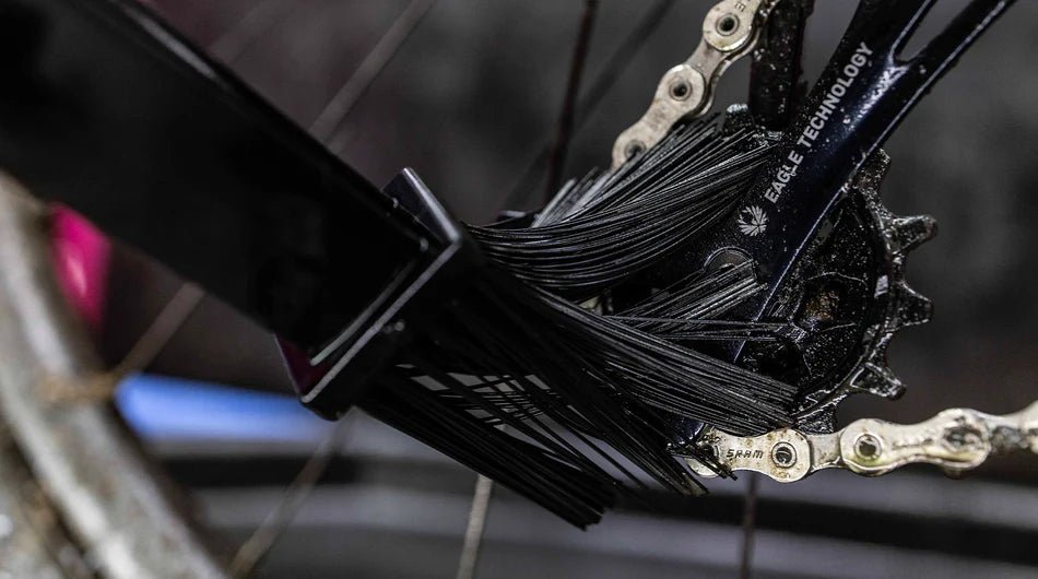 Muc - Off Bicycle Chain Brush | The Bike Affair