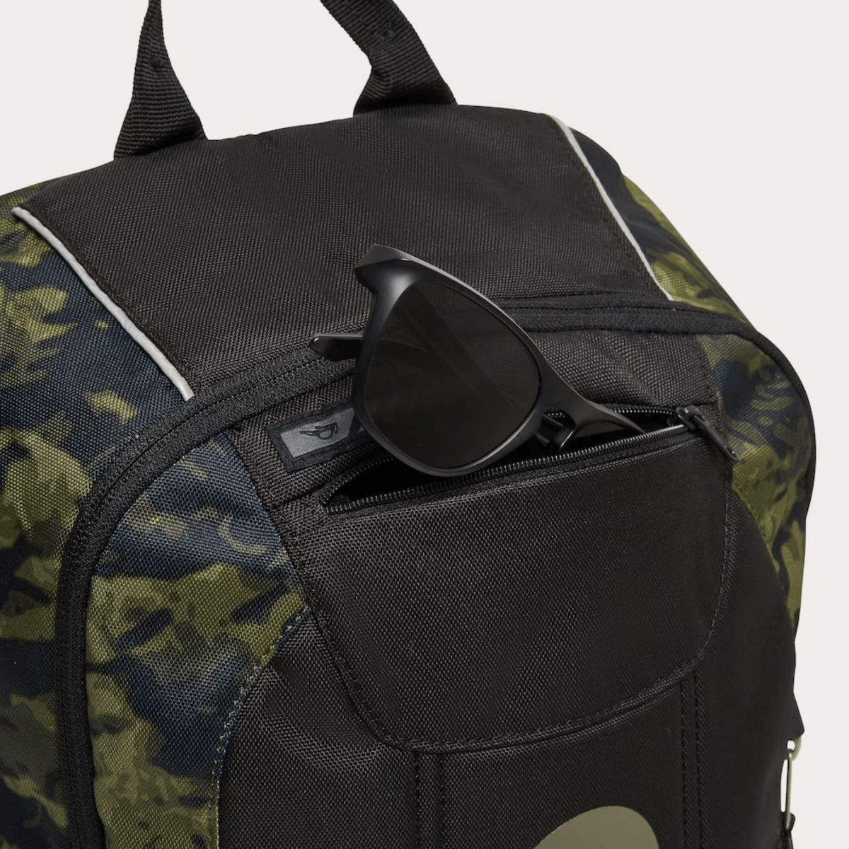 Oakley Enduro 20L 3.0 Backpack | The Bike Affair
