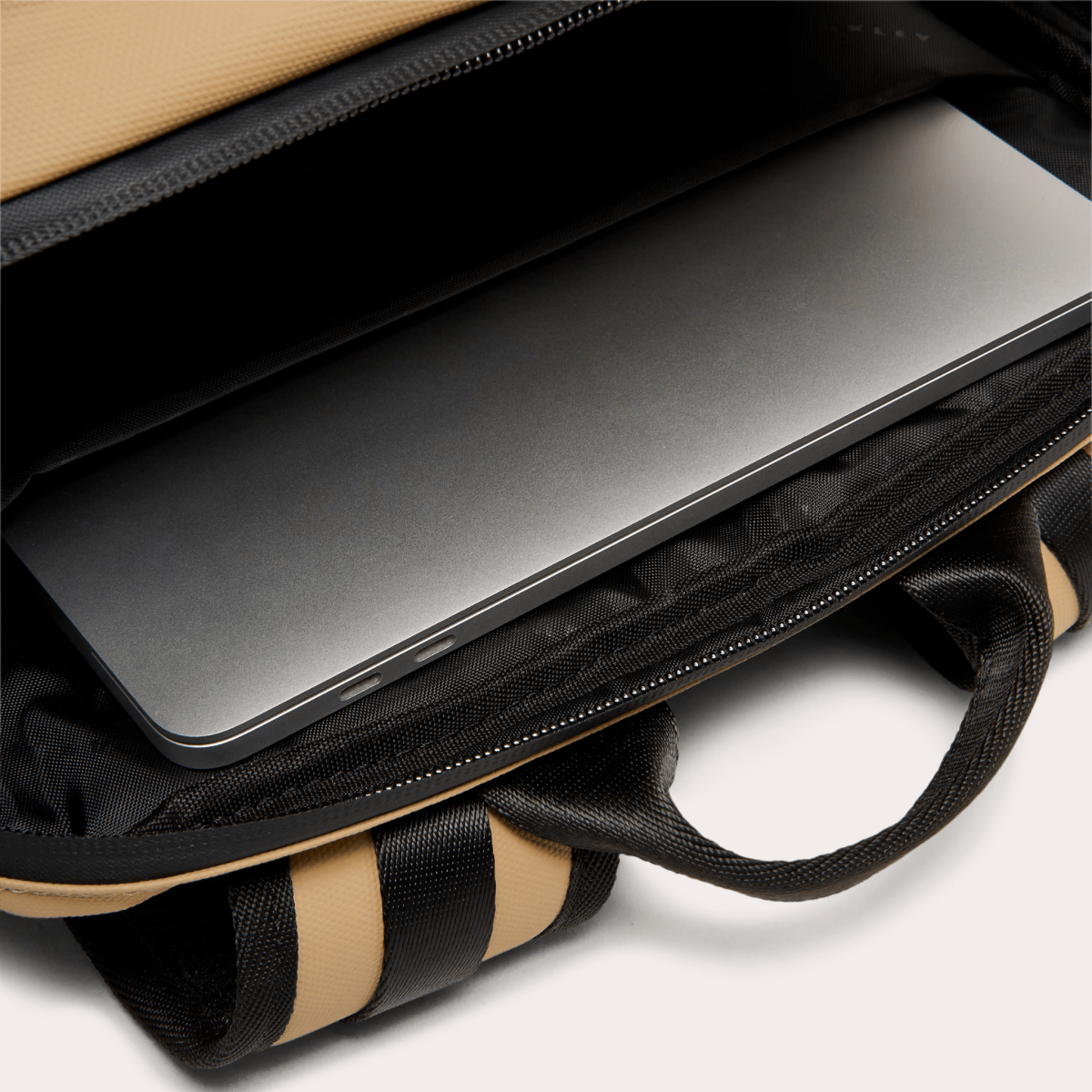 Oakley Rover Laptop Backpack | The Bike Affair
