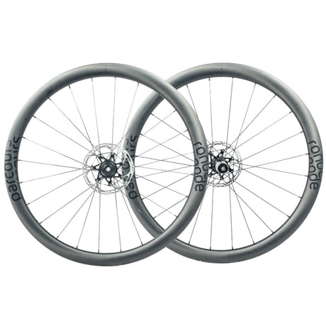 Parcours Ronde Carbon 35/39mm. Disc Wheelset | The Bike Affair