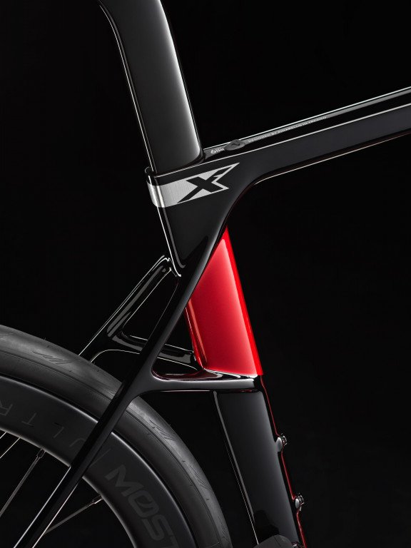 Pinarello X5 105 Di2 Disc Brake Bicycle | The Bike Affair