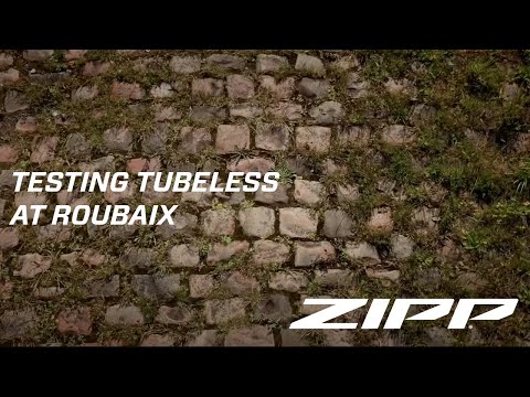 Zipp 303 Firecrest Carbon Tubeless Disc Brake Center Lock Wheelset