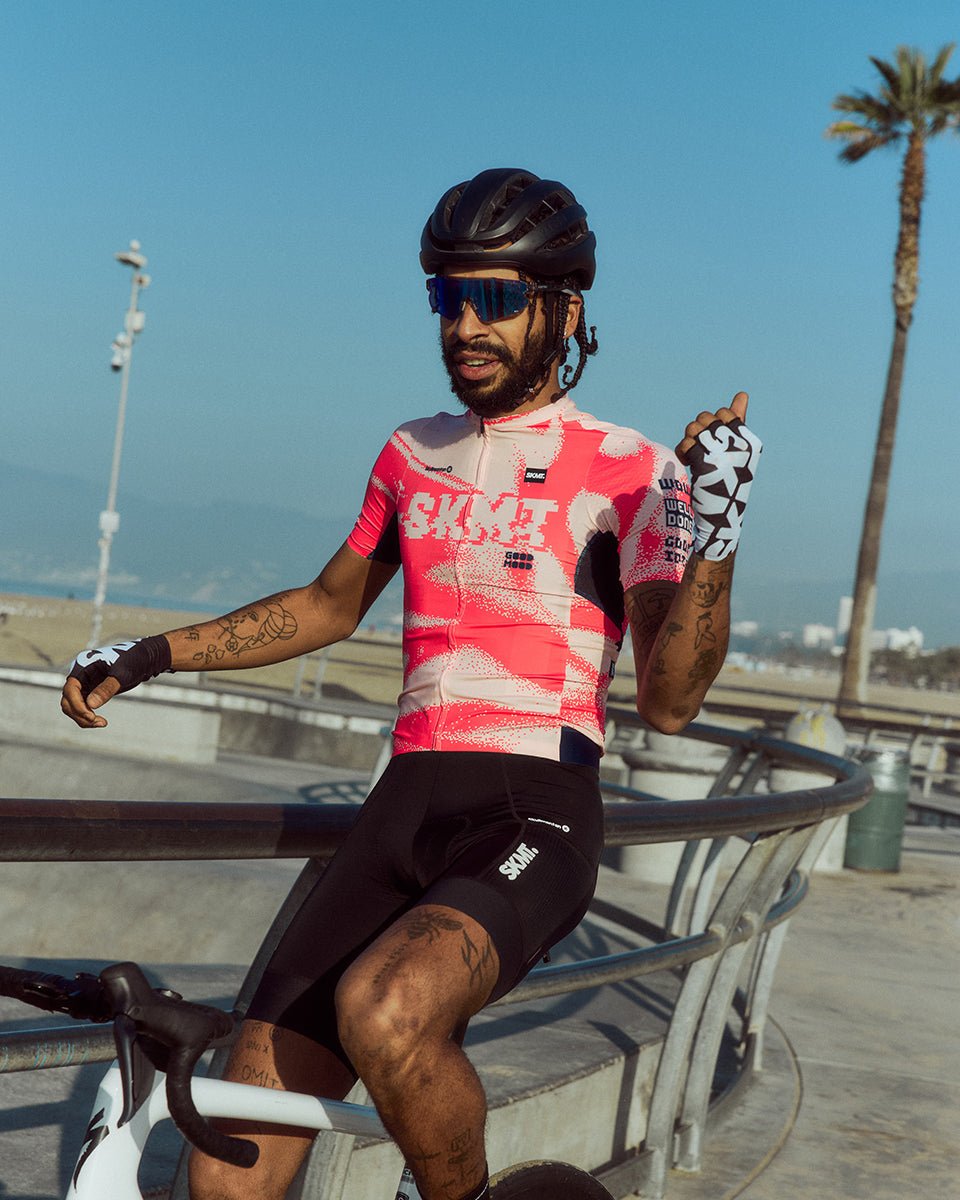 Skull Monton Signal Gloves | The Bike Affair