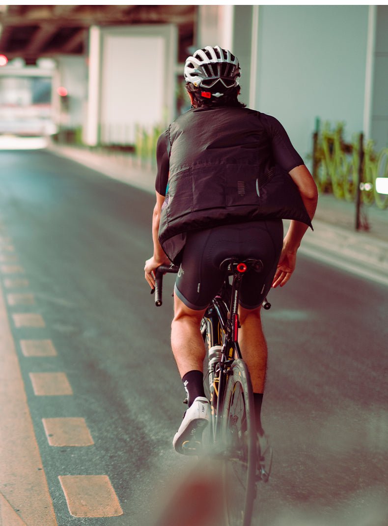 Skull Monton Weekend II Mens Gilet | The Bike Affair