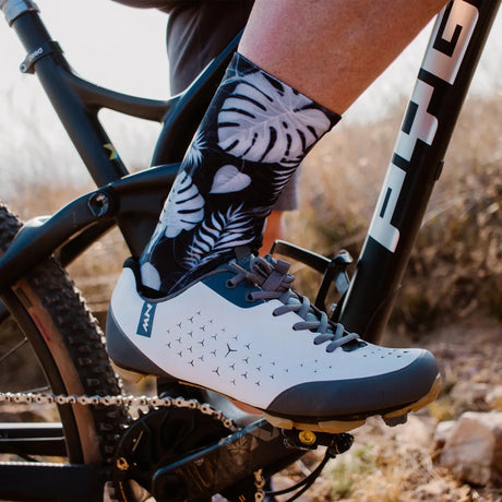 Sox Dark Night Cycling Crew Socks | The Bike Affair