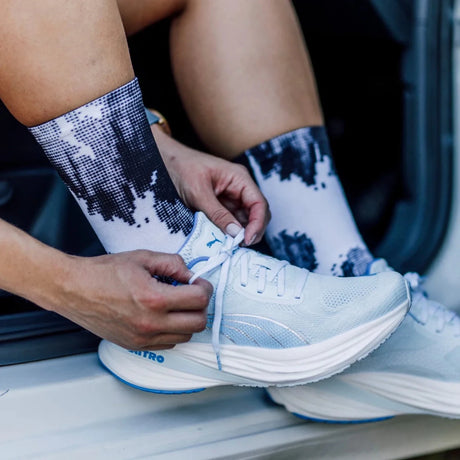 Sox White Gravel Minimalist Crew Socks | The Bike Affair