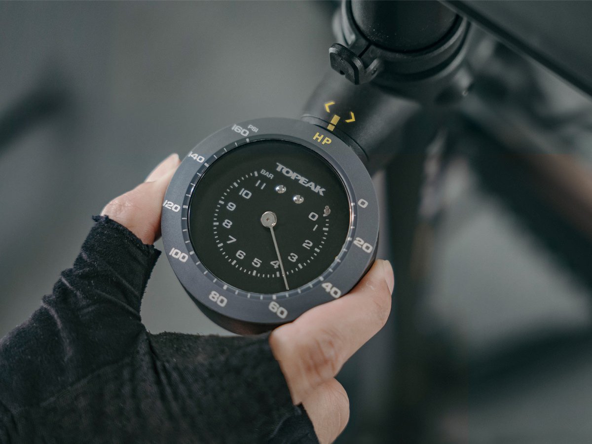 Topeak Transformer eUP 2Stage Floor Pump | The Bike Affair