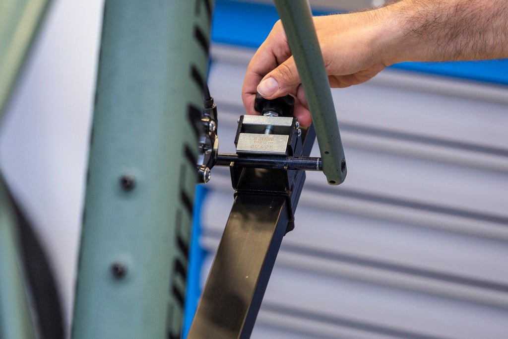 Unior 1693R.2 Through Axle Adapter for 1693R 12/15mm | The Bike Affair