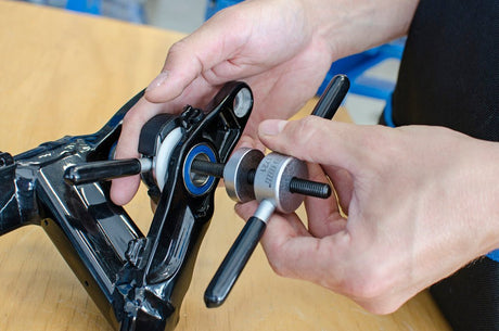 Unior 1721 Universal Bearing Press | The Bike Affair