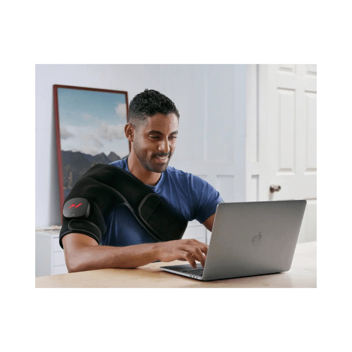 Hyperice Venom 2 Shoulder Massage Wrap | The Bike Affair