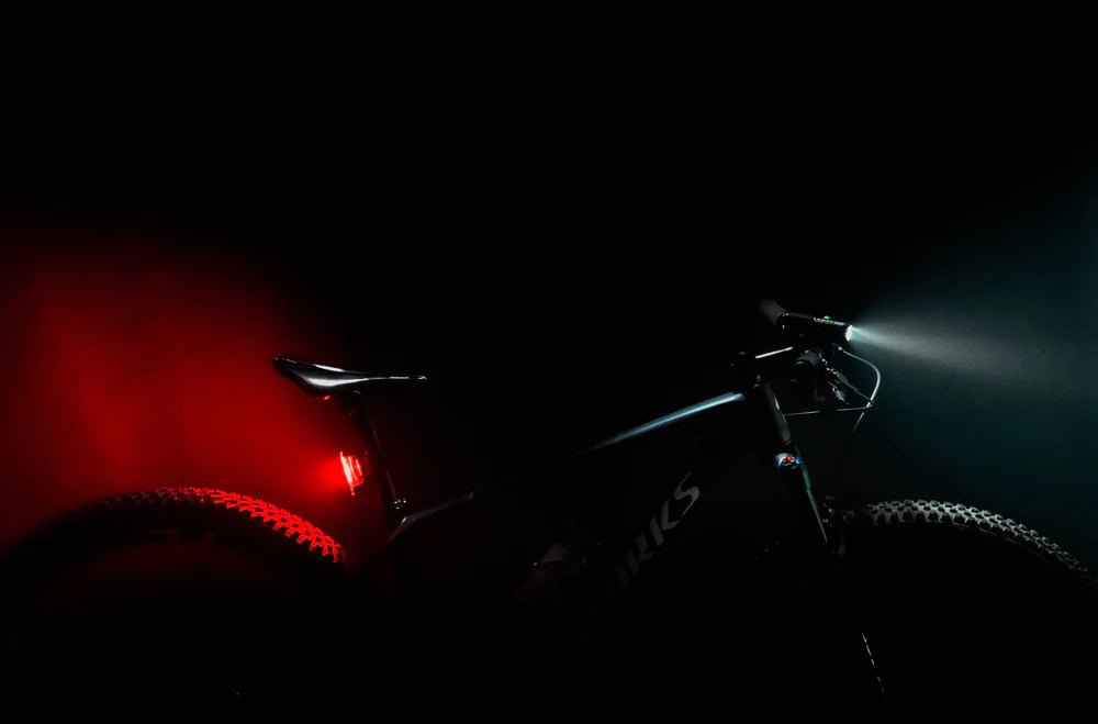 Lezyne Macro Drive 1400+ Lumens Black Head Light | The Bike Affair